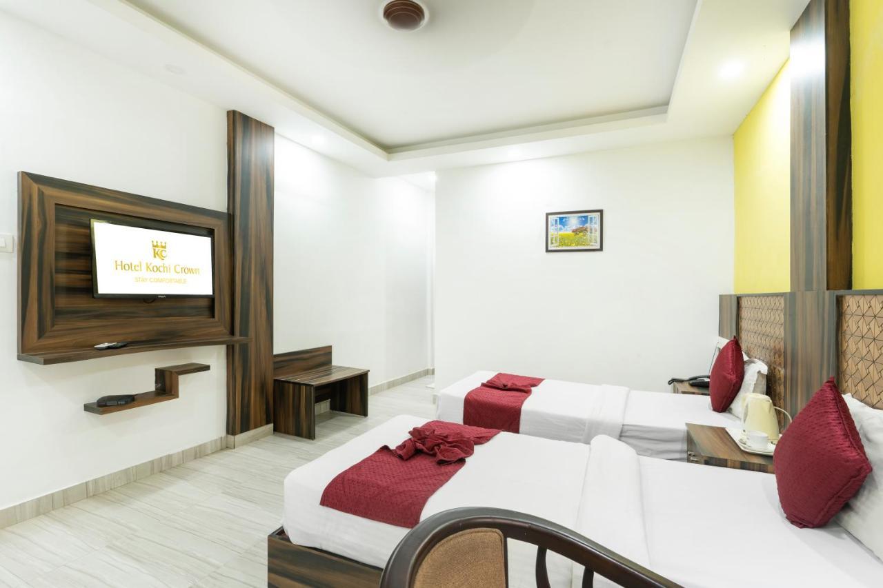 Hotel Kochi Crown Ngoại thất bức ảnh