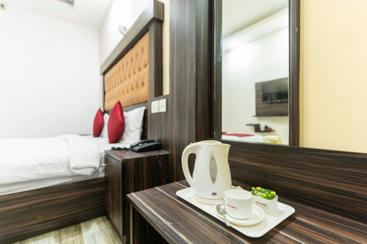 Hotel Kochi Crown Ngoại thất bức ảnh