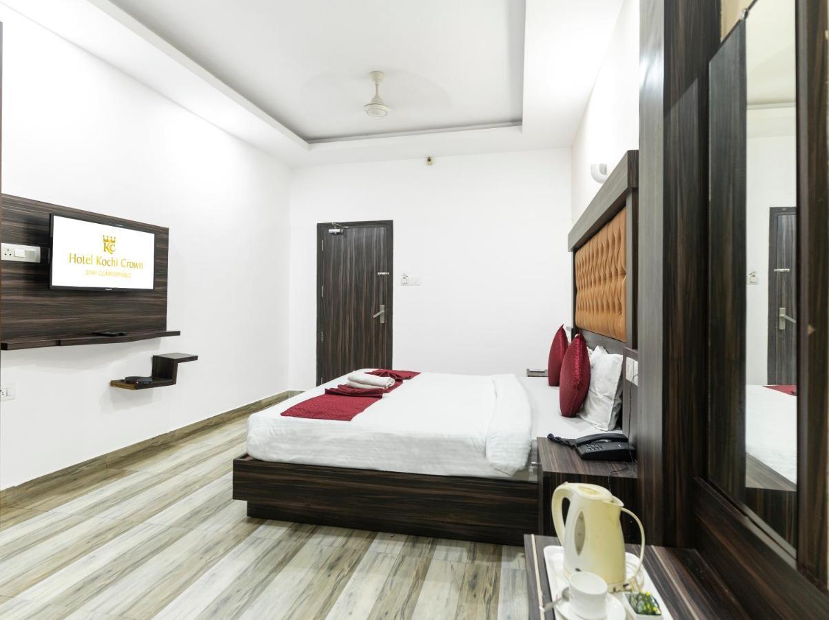 Hotel Kochi Crown Ngoại thất bức ảnh