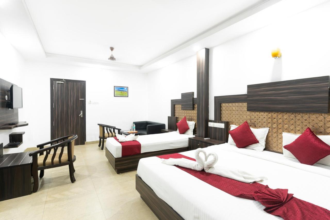 Hotel Kochi Crown Ngoại thất bức ảnh