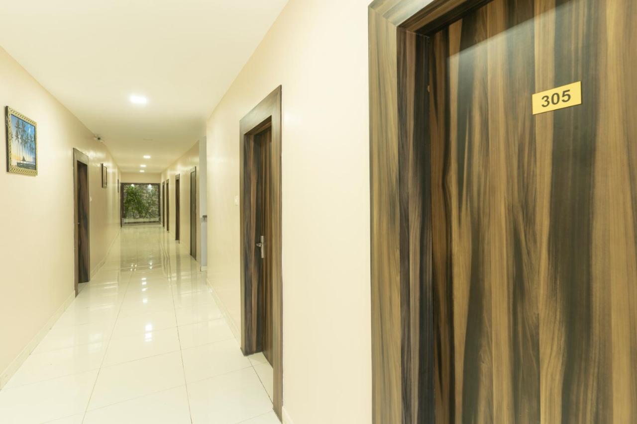 Hotel Kochi Crown Ngoại thất bức ảnh