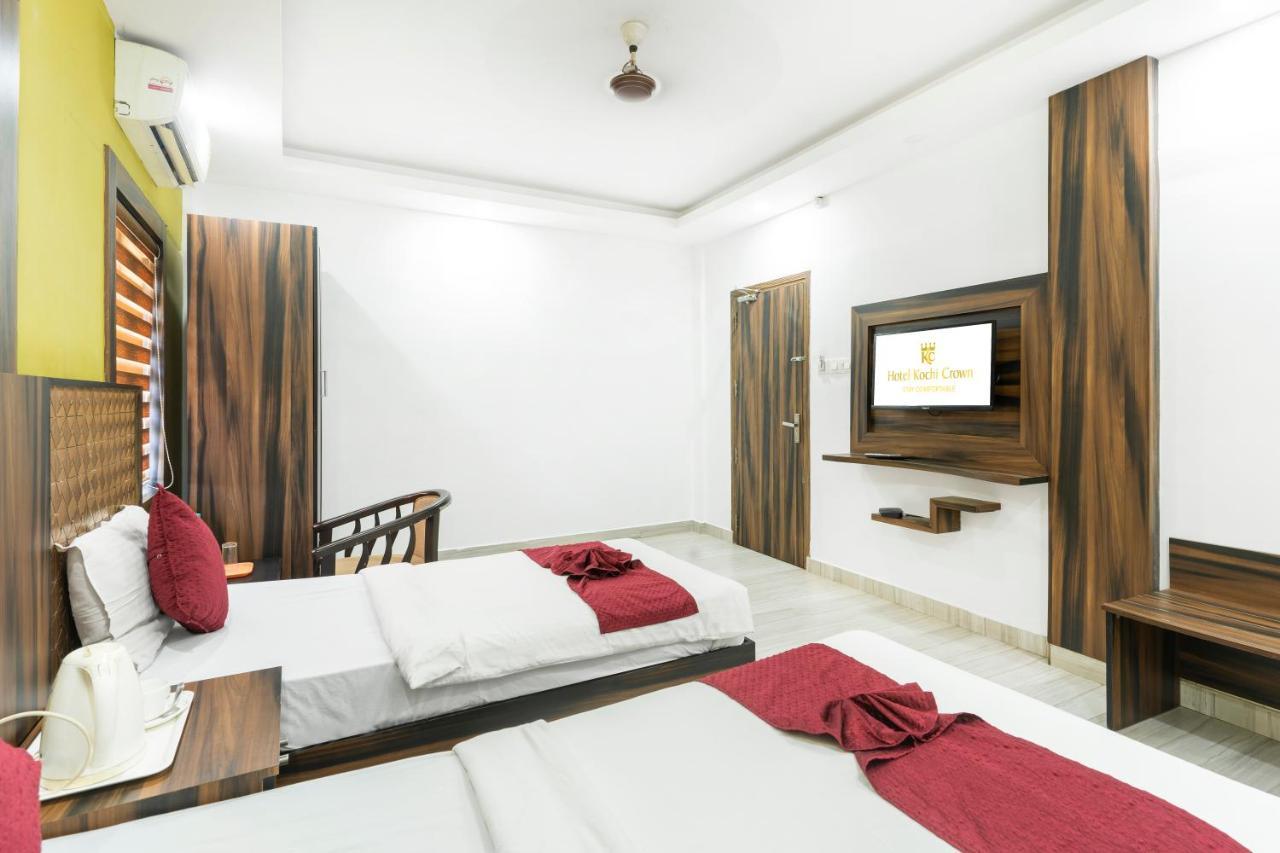 Hotel Kochi Crown Ngoại thất bức ảnh