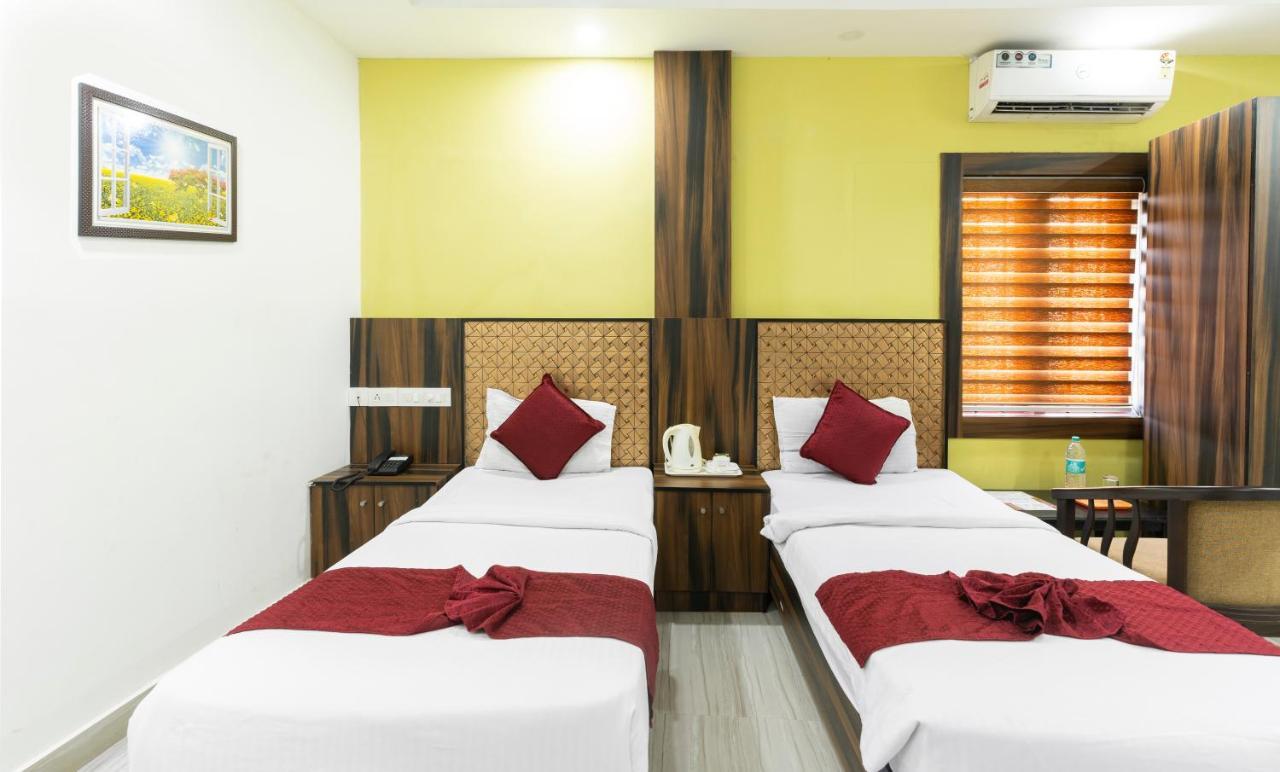 Hotel Kochi Crown Ngoại thất bức ảnh