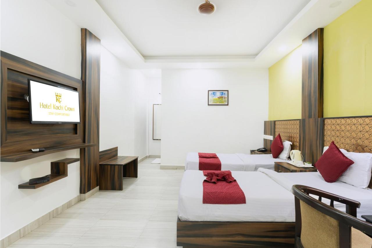 Hotel Kochi Crown Ngoại thất bức ảnh