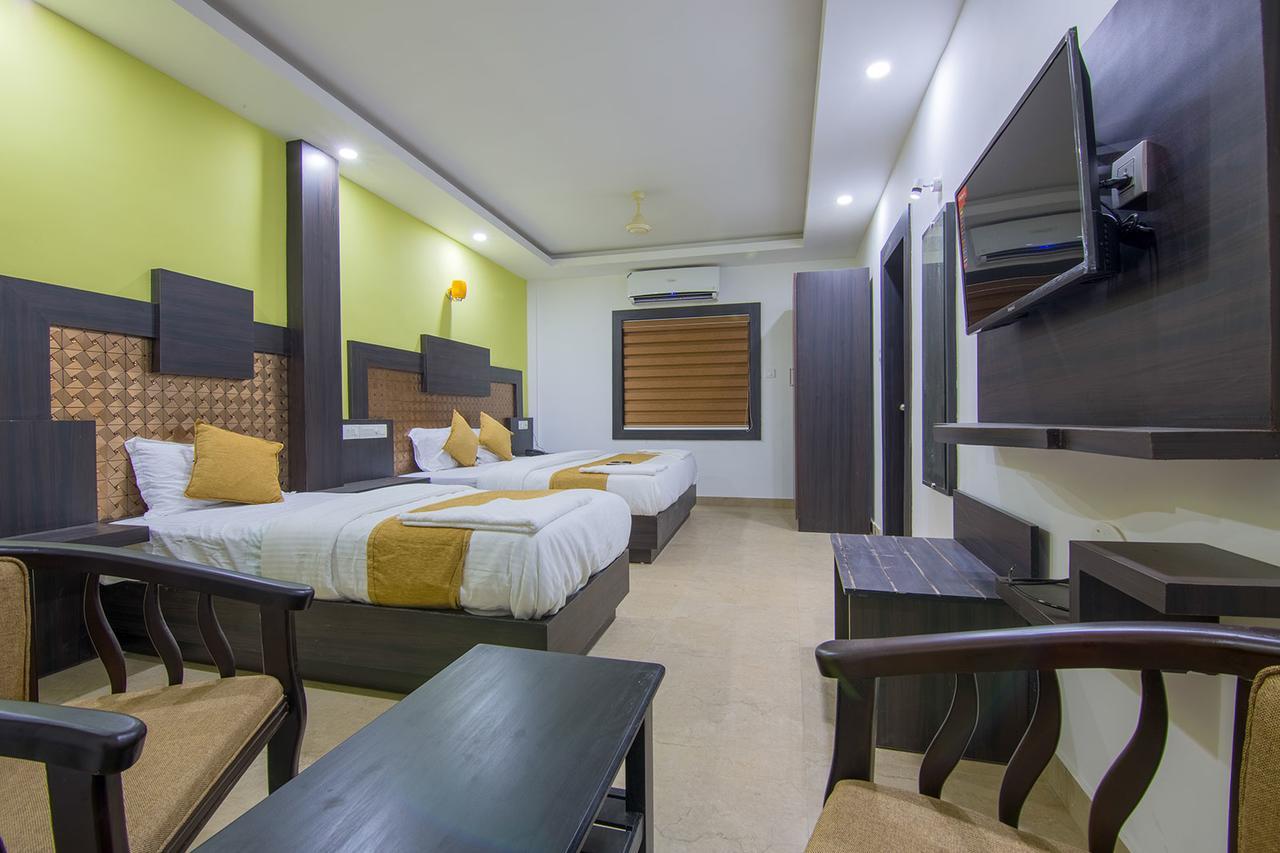 Hotel Kochi Crown Ngoại thất bức ảnh