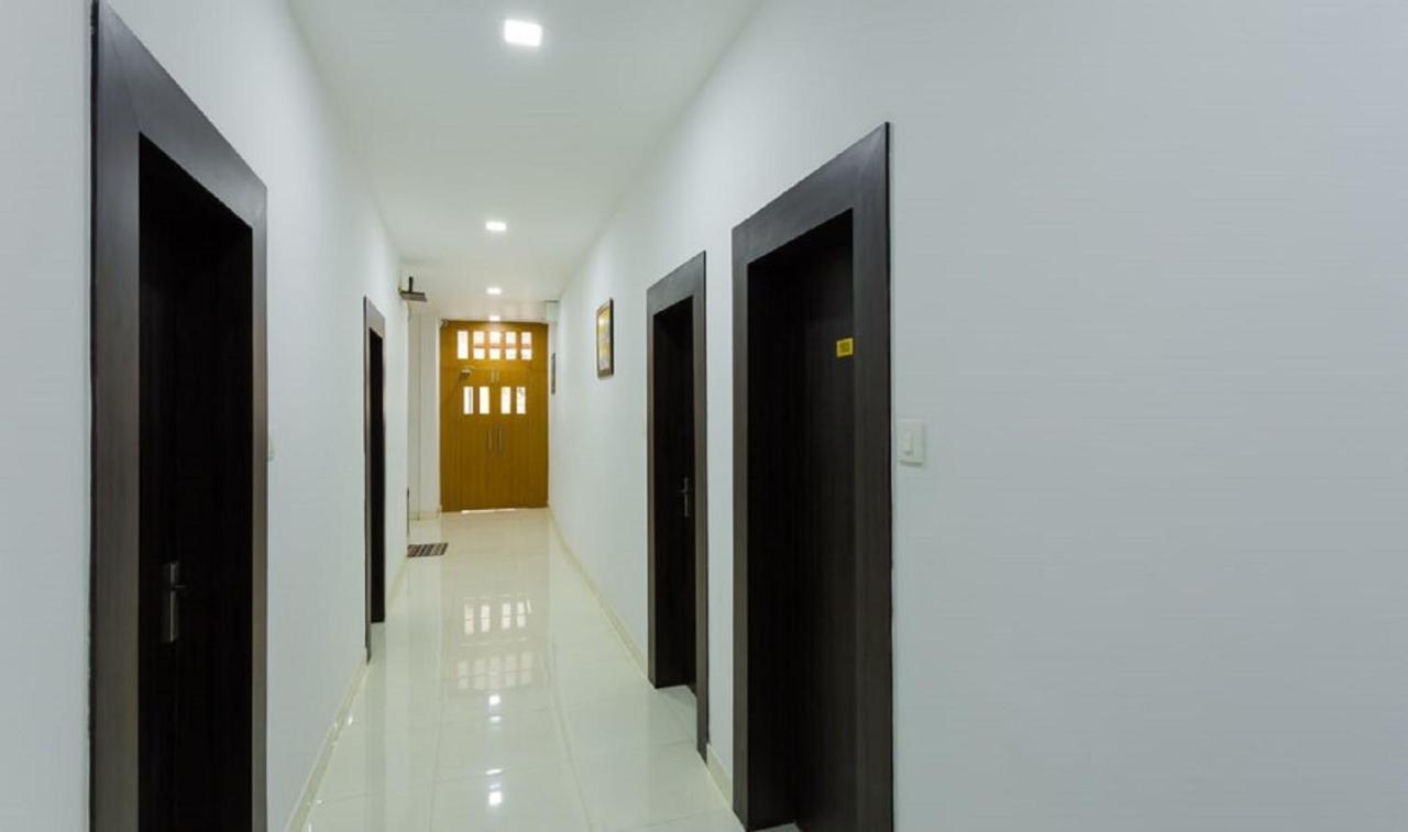 Hotel Kochi Crown Ngoại thất bức ảnh